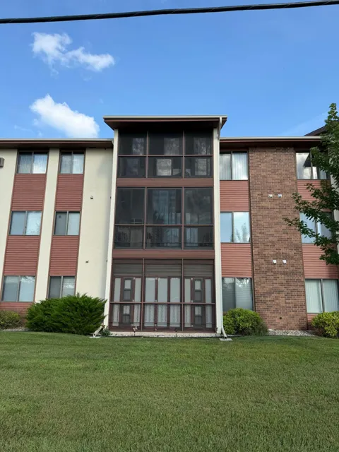 2679 Albion Avenue #108