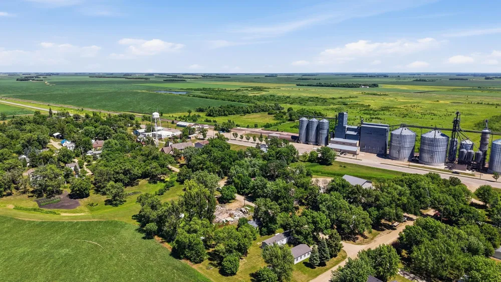 406 1st Street Wolverton, MN 56594