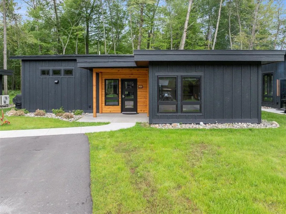 Quarterdeck Resort #405 9839 Adventure Way SW Nisswa, MN 56468