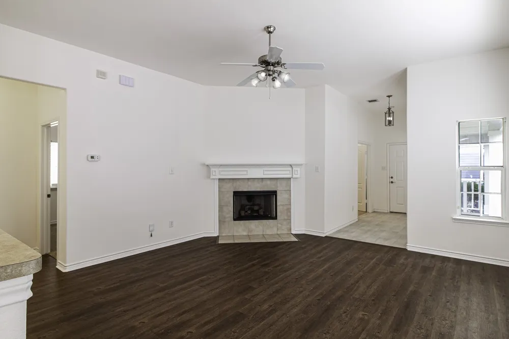 1609 Jasmine Trail Savannah, TX 76227