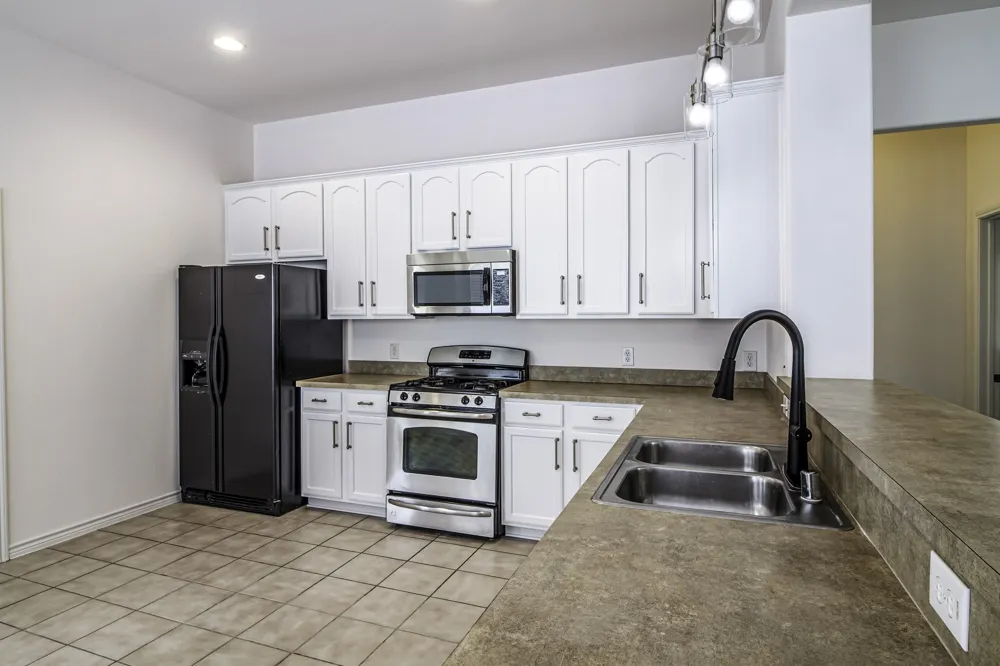 1609 Jasmine Trail Savannah, TX 76227