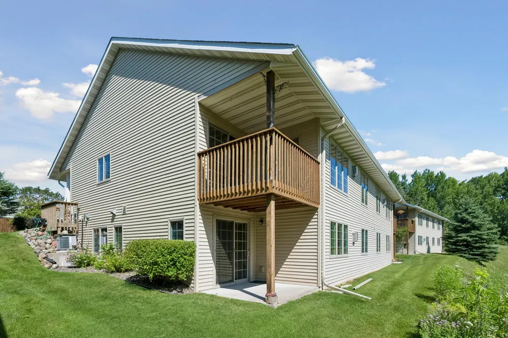 3713 Keene Creek Lane Duluth, MN 55811
