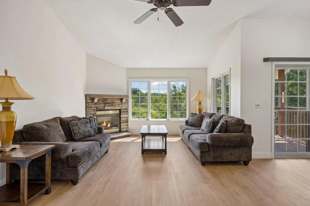3713 Keene Creek Lane Duluth, MN 55811