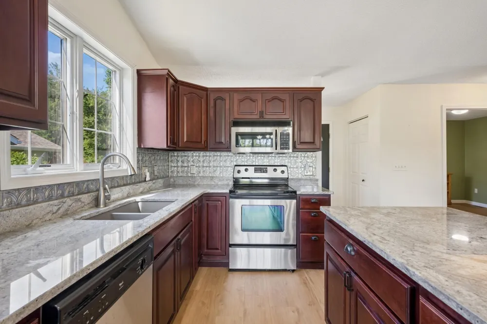 3713 Keene Creek Lane Duluth, MN 55811