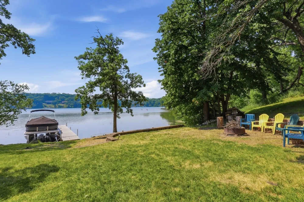 15588 E Munson Drive Detroit Lakes, MN 56501