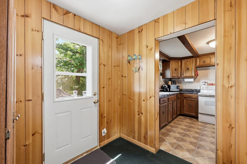 15588 E Munson Drive Detroit Lakes, MN 56501