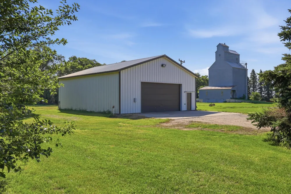 6775 50th Avenue S Sabin, MN 56580