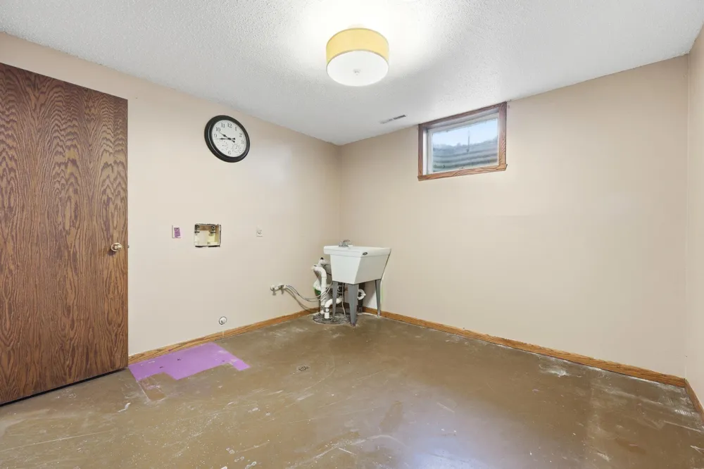 6775 50th Avenue S Sabin, MN 56580