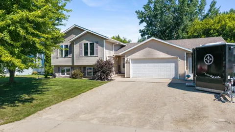 1291 Bellflower Lane NE