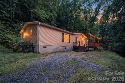 55 Twin Oaks Lane