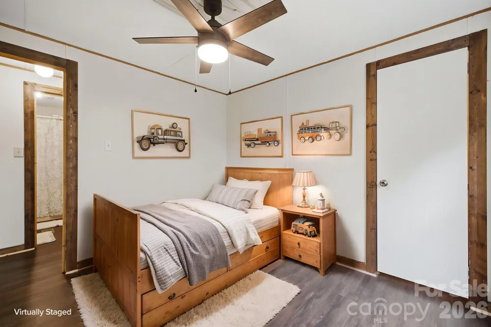 55 Twin Oaks Lane Spruce Pine, NC 28777