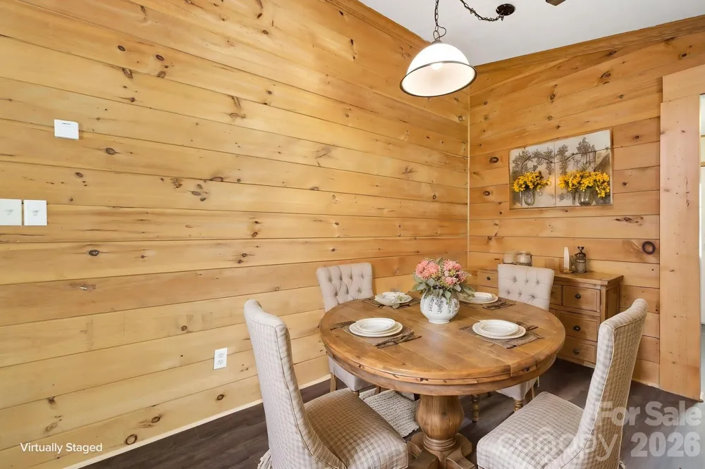 55 Twin Oaks Lane Spruce Pine, NC 28777