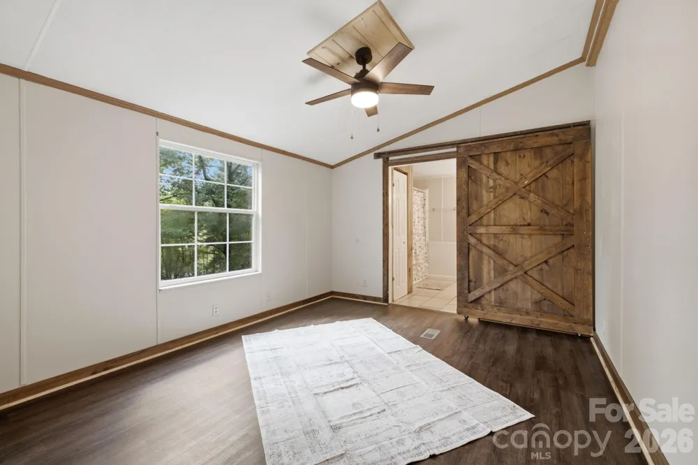 55 Twin Oaks Lane Spruce Pine, NC 28777