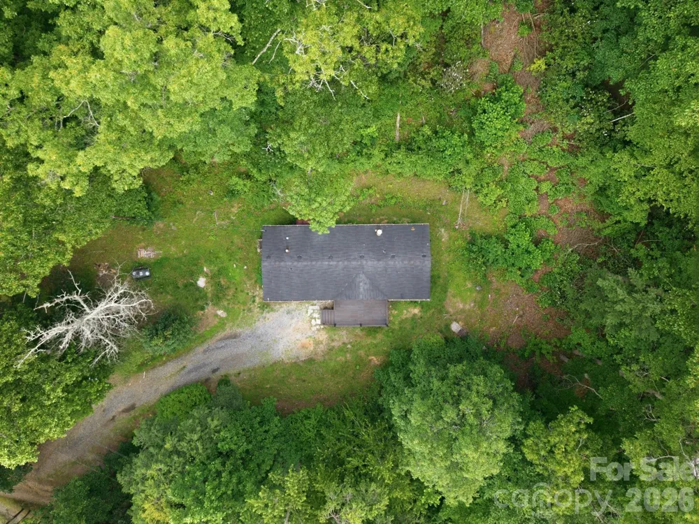 55 Twin Oaks Lane Spruce Pine, NC 28777