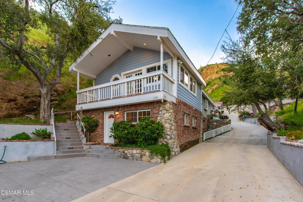12141 Wildwood Trail Kagel Canyon, CA 91342