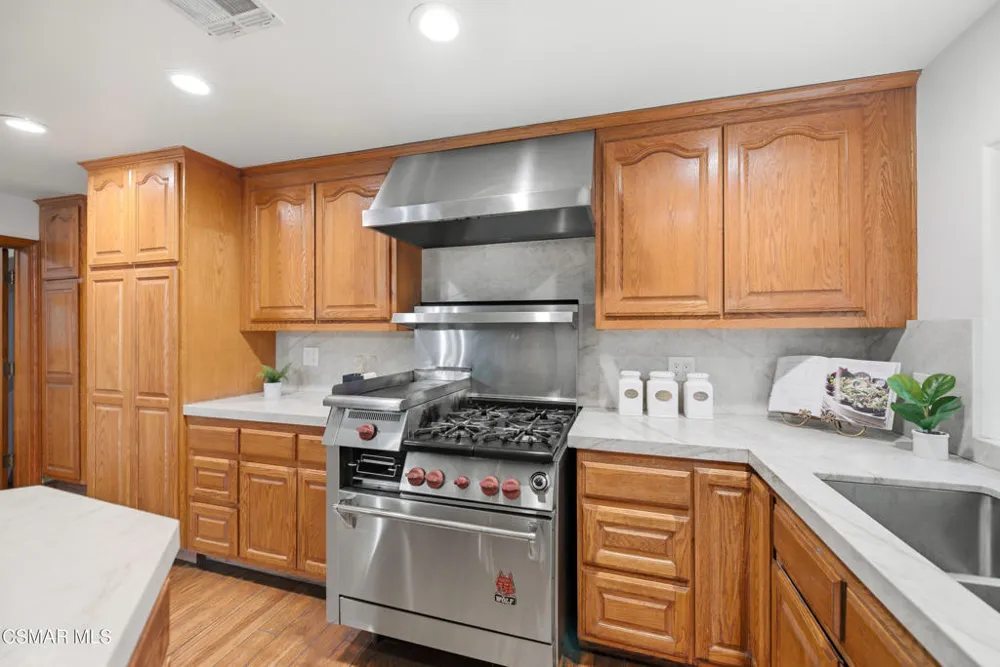 12141 Wildwood Trail Kagel Canyon, CA 91342