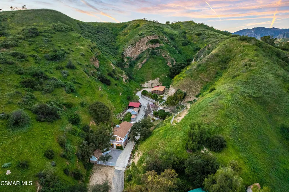 12141 Wildwood Trail Kagel Canyon, CA 91342