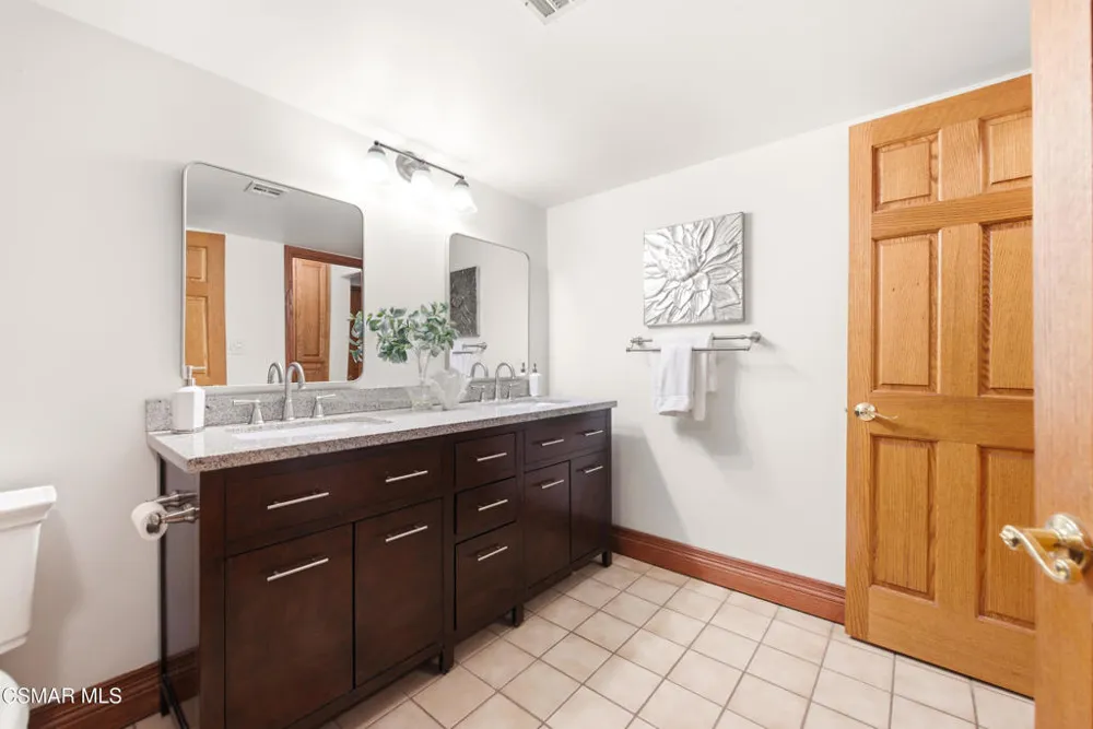 12141 Wildwood Trail Kagel Canyon, CA 91342