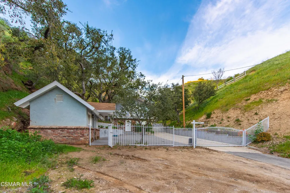 12141 Wildwood Trail Kagel Canyon, CA 91342