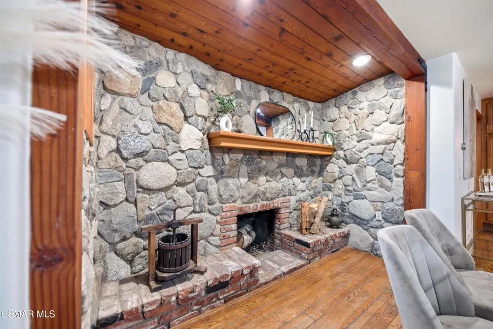 12141 Wildwood Trail Kagel Canyon, CA 91342