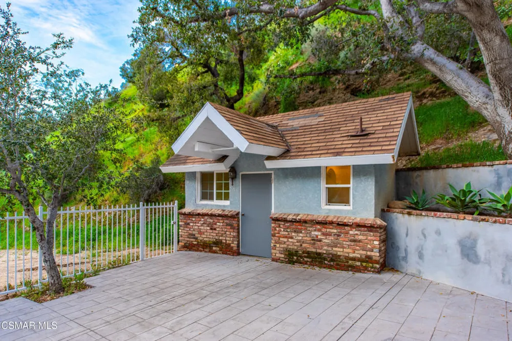 12141 Wildwood Trail Kagel Canyon, CA 91342