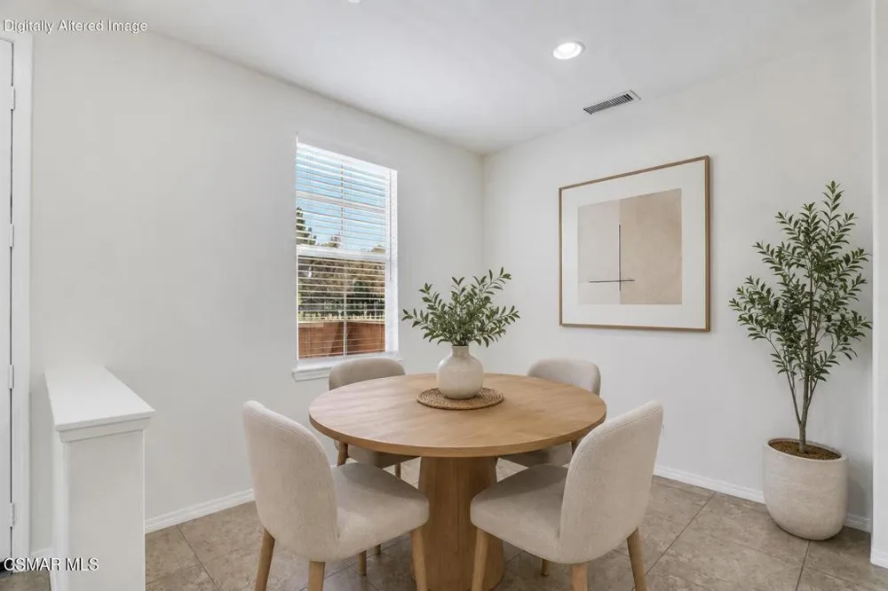 1618 Heywood Street #E Simi Valley, CA 93065