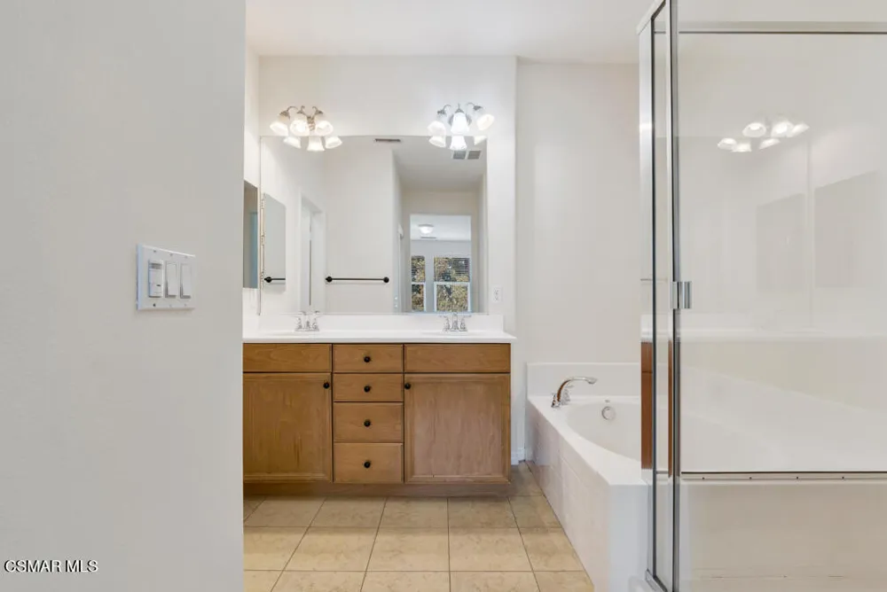 1618 Heywood Street #E Simi Valley, CA 93065