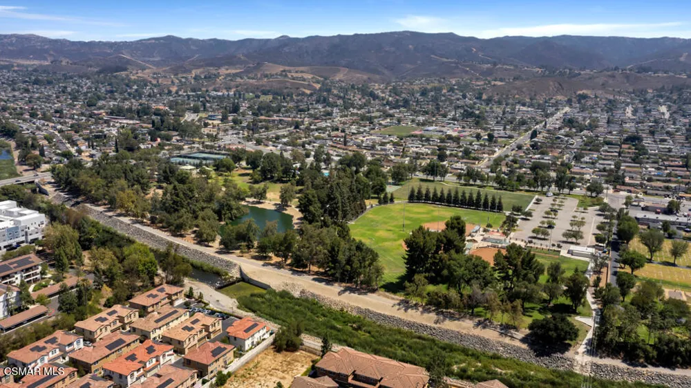 1618 Heywood Street #E Simi Valley, CA 93065