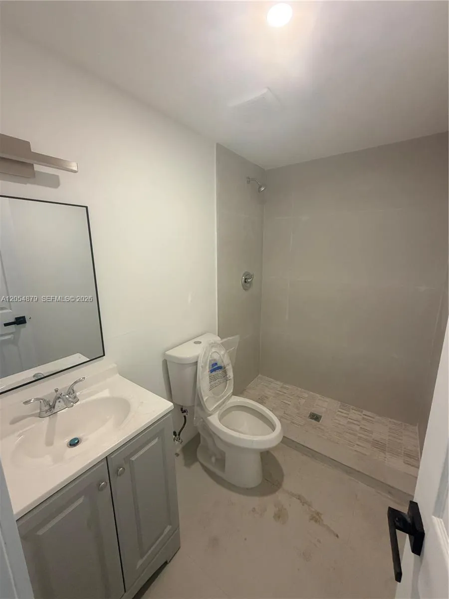 43 Williams Rd #3 West Park, FL 33023