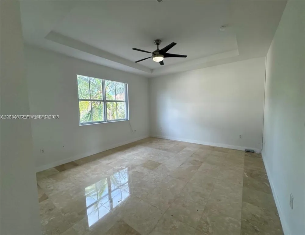 7563 NW 112th Pl Doral, FL 33178