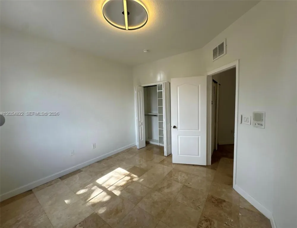 7563 NW 112th Pl Doral, FL 33178