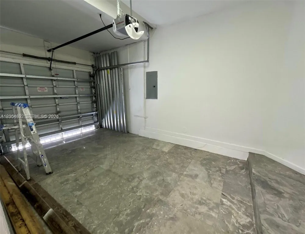 7563 NW 112th Pl Doral, FL 33178