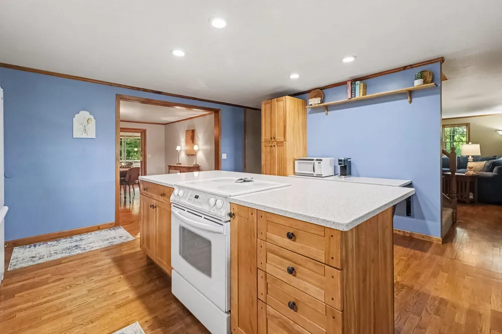 4300 Fruitvale Road Montague, MI 49437