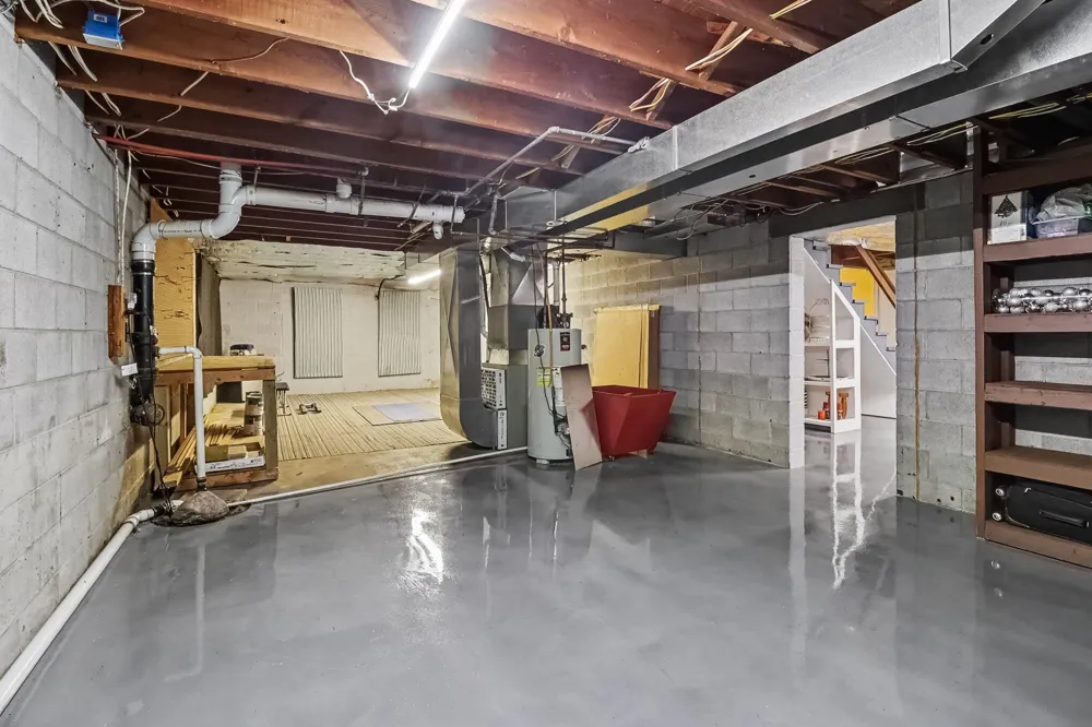 4300 Fruitvale Road Montague, MI 49437