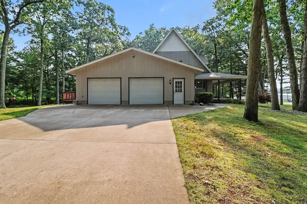 4300 Fruitvale Road Montague, MI 49437
