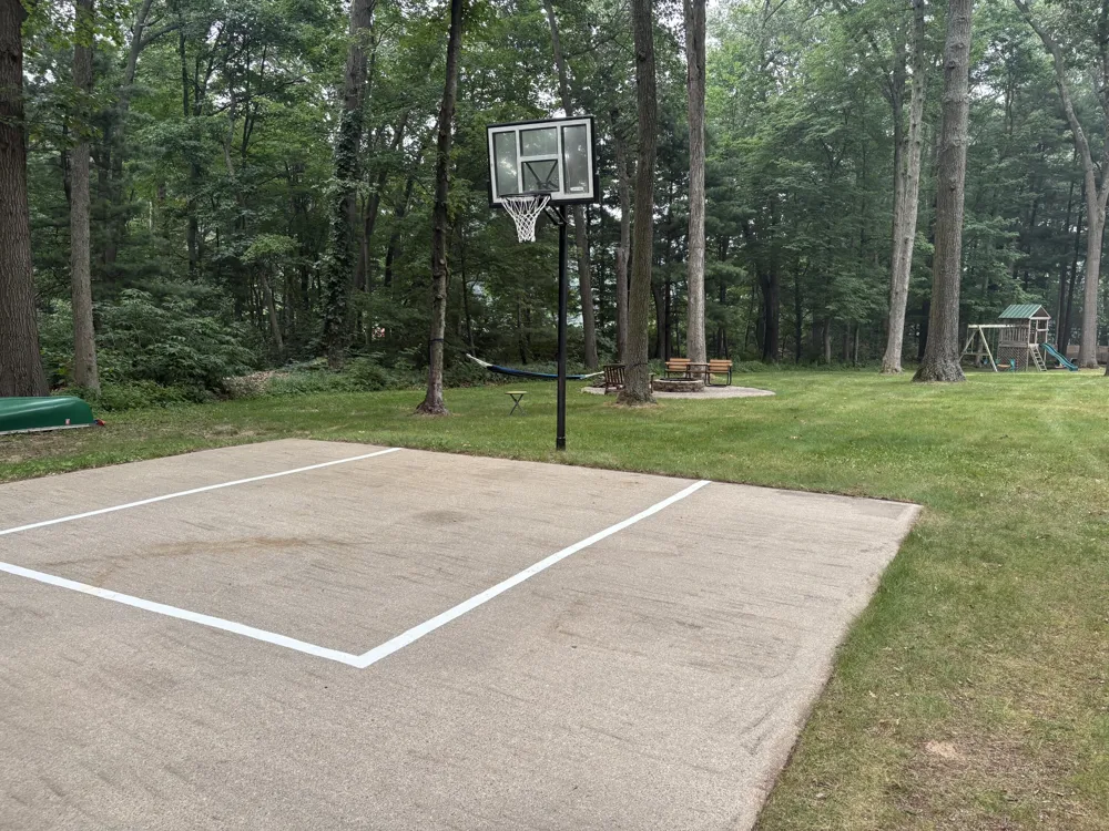 4300 Fruitvale Road Montague, MI 49437