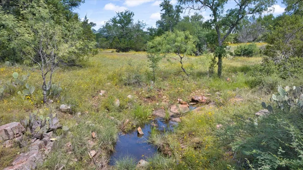 2144 CR 307 Kingsland, TX 78639