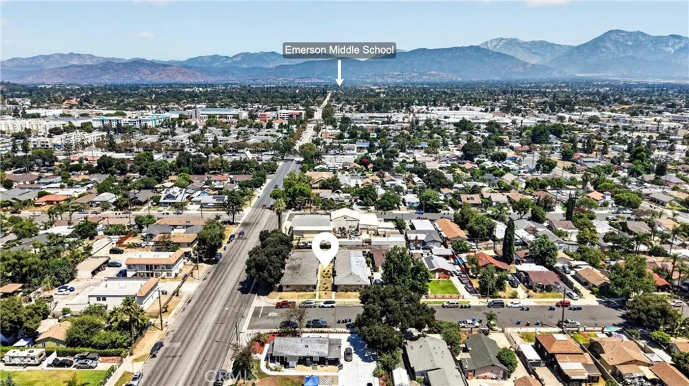805 E 8th Street Pomona, CA 91766