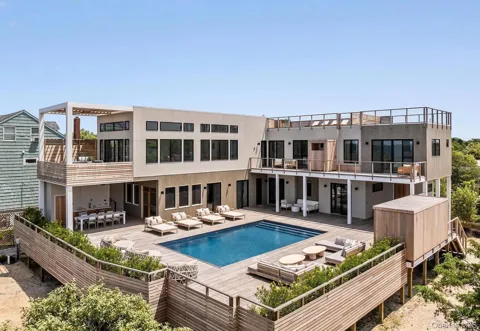 2 Ocean Bay Boulevard