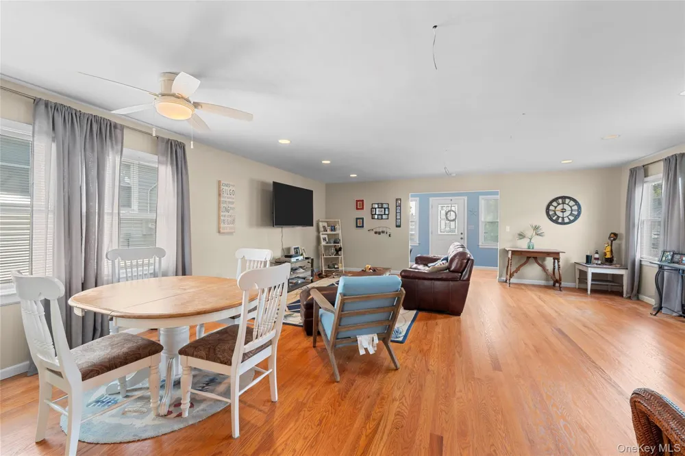 81 Wilson Avenue Amityville, NY 11701