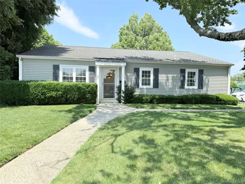 58 Harbor Road