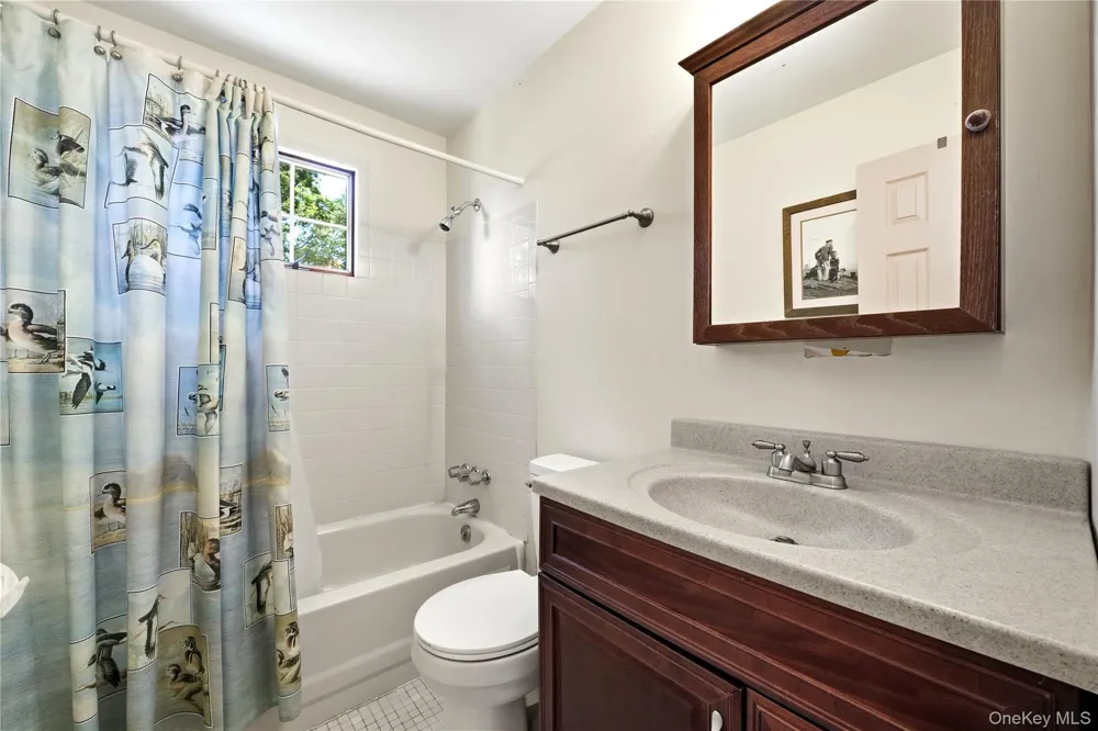 901 Liberty Street Bohemia, NY 11716