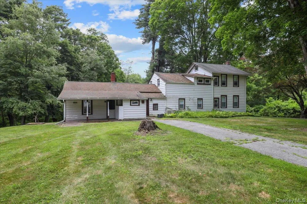 123-179 Sisters Hill Road Stanfordville, NY 12581