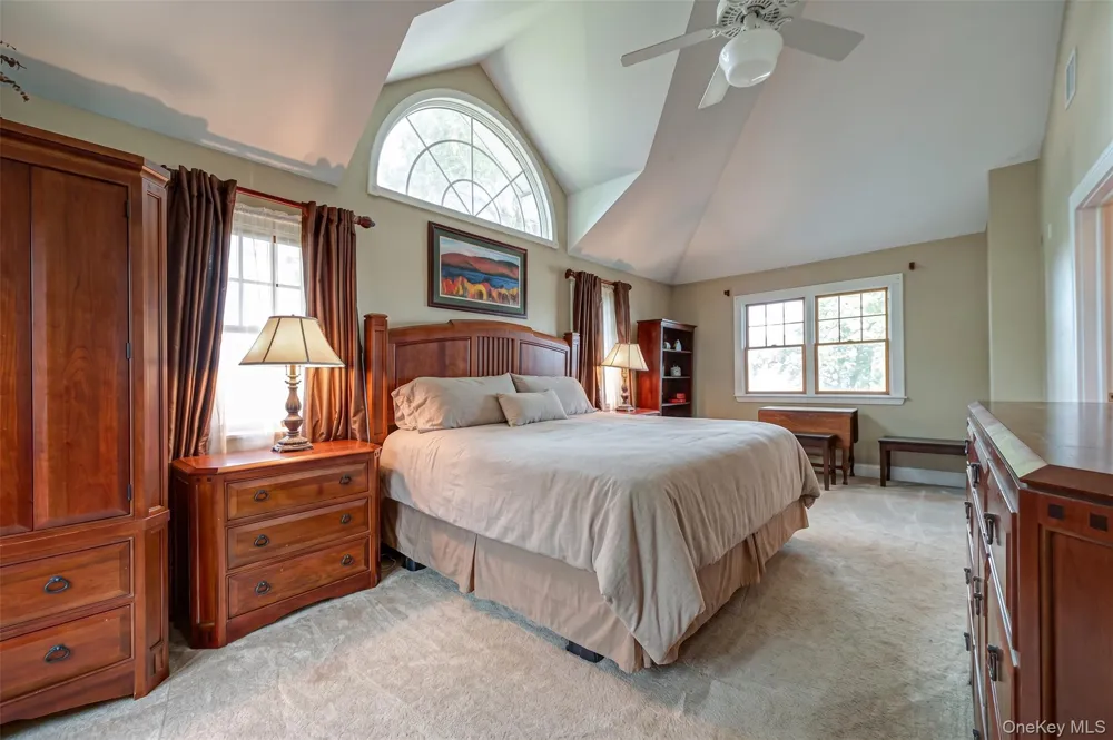 5 Harborview Lane Huntington, NY 11743