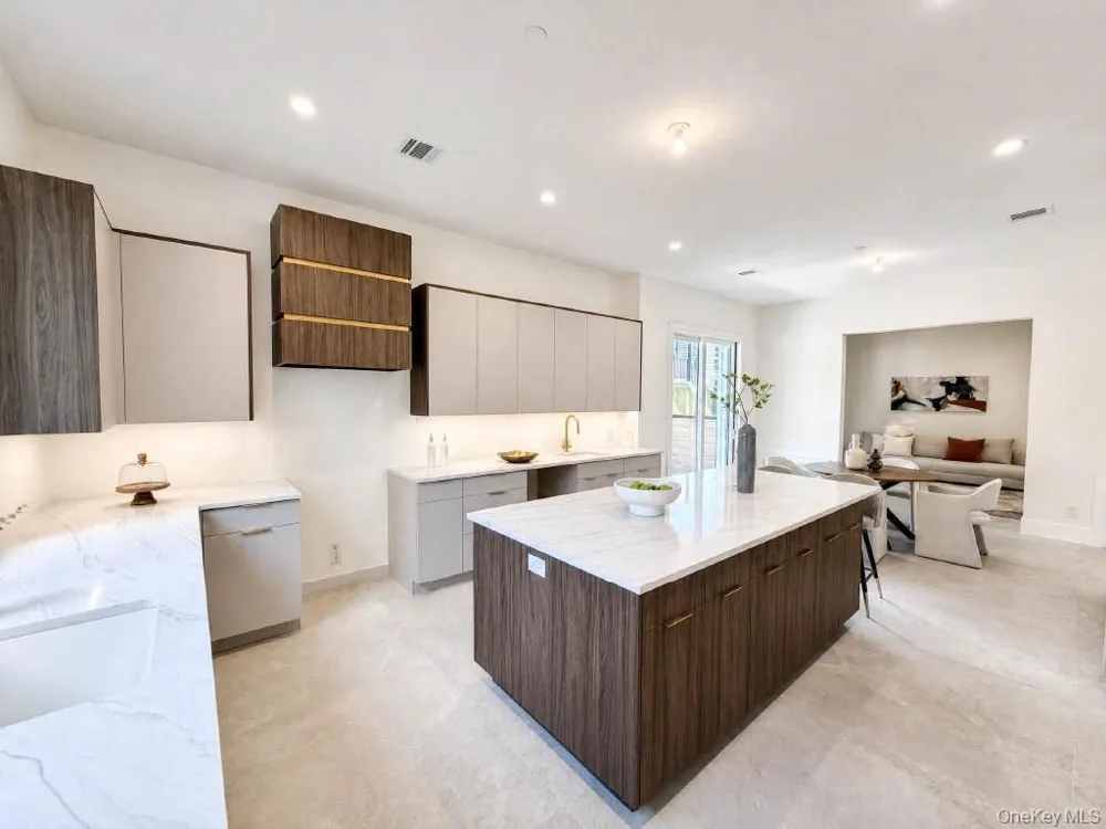 32 Virginia Avenue #101 Blooming Grove, NY 10950