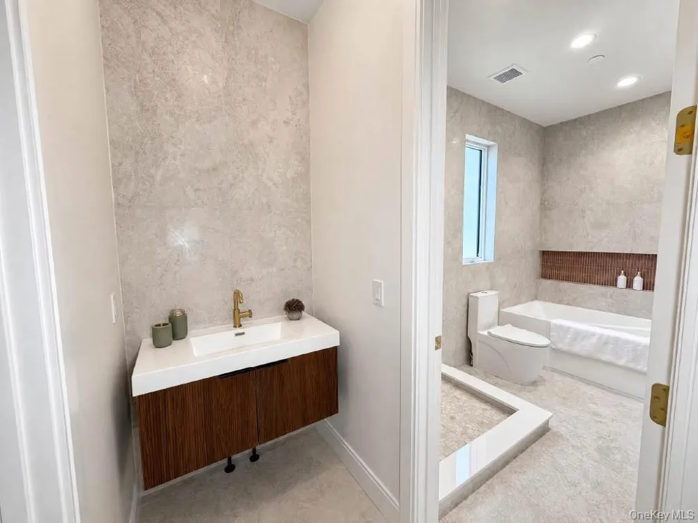 32 Virginia Avenue #101 Blooming Grove, NY 10950