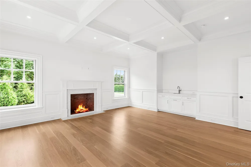44 Club Lane Remsenburg, NY 11960