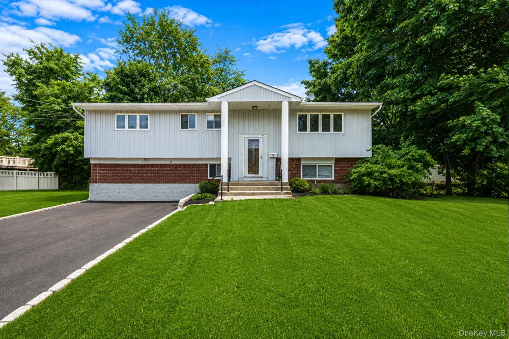 49 Eastern Avenue Deer Park, NY 11729