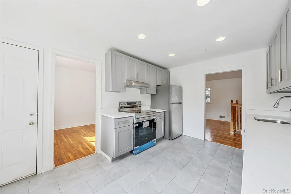 49 Eastern Avenue Deer Park, NY 11729