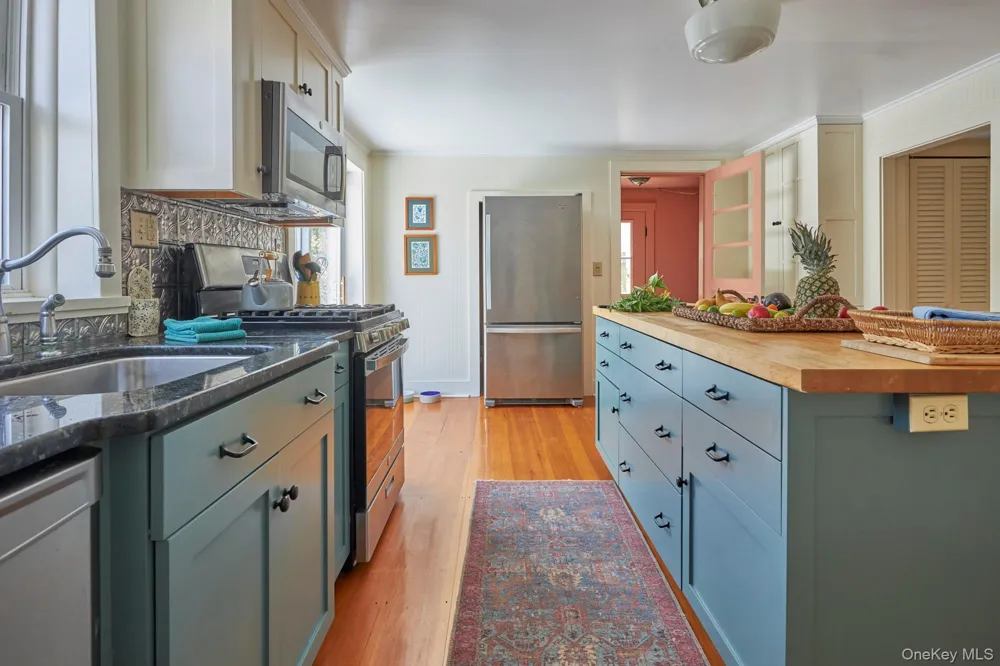 40 Young America Road Germantown, NY 12526